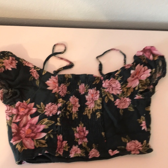 Crop top - Picture 2 of 2